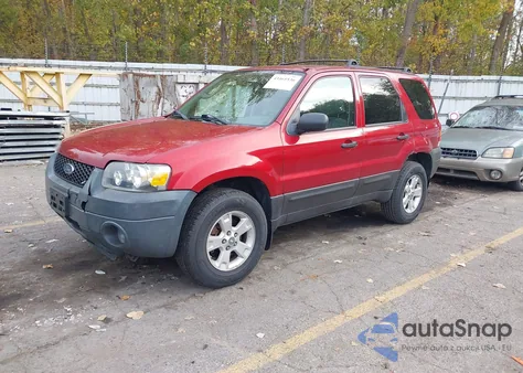 2005 Ford Escape Xlt from USA, damaged, VIN 1FMYU931X5KE09534